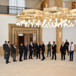 Vali Recep Soyt�rk Velik�y OSB Camii �n�aat�ndaki Son Durumu �nceledi
